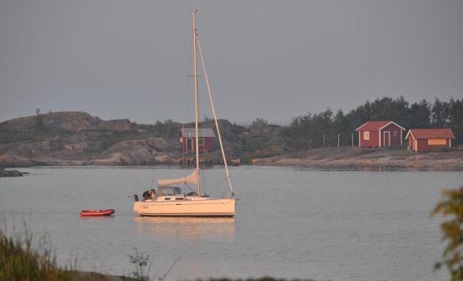 Sailing boat in Lilla Nassa archipelago