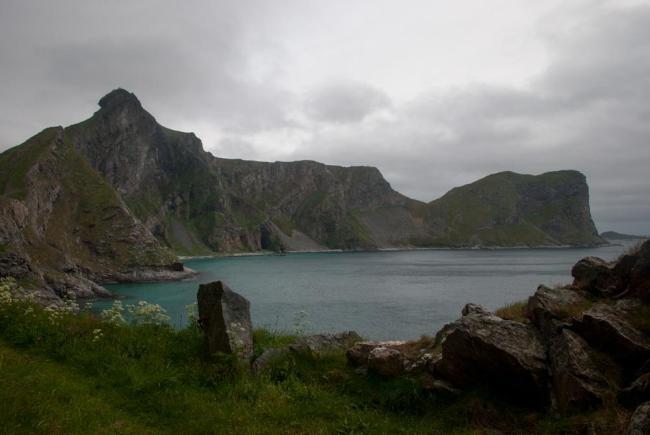 The bay Måstadvika, with Sanden and Nupen in the background.