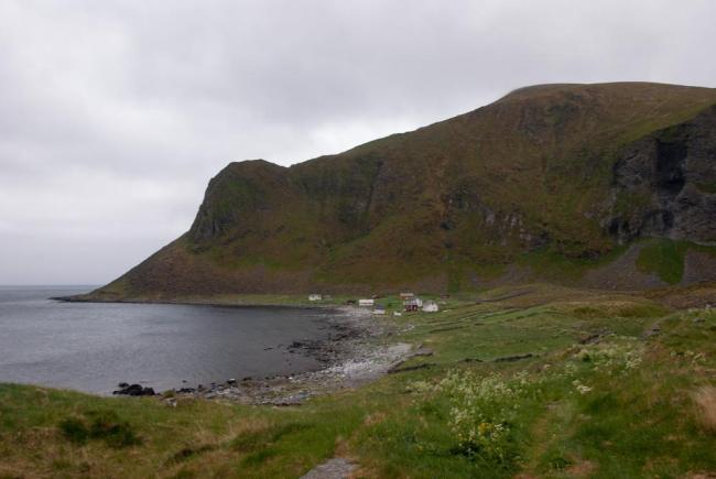 The mountain Måstadfjellet seen from path by Storhaugen.