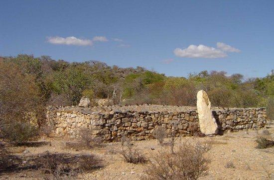 Malahafy tomb with zebu skulls, Lac Tsimanamsotsa.