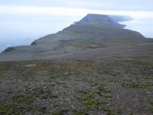 Iversenfjellet, view north